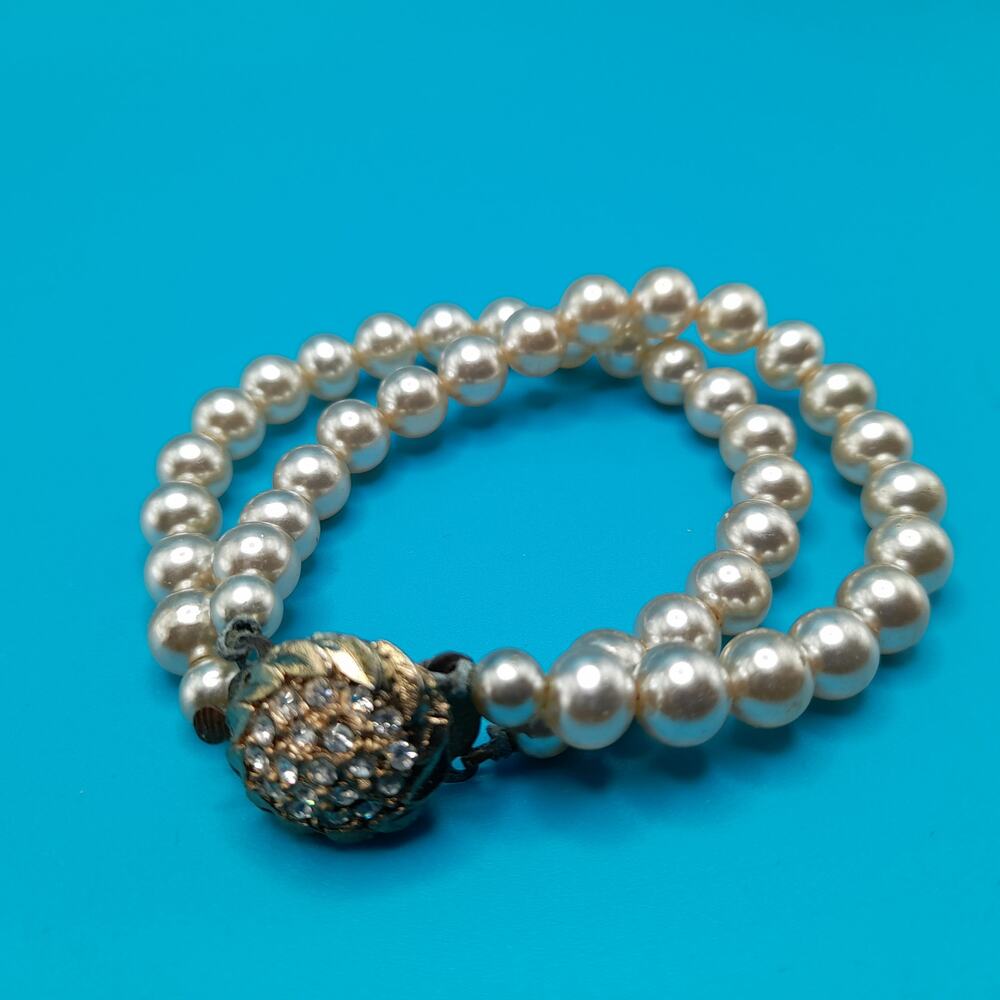 Vintage 1950s Double Strand Glass Pearl Bracelet Rhinestone Clasp